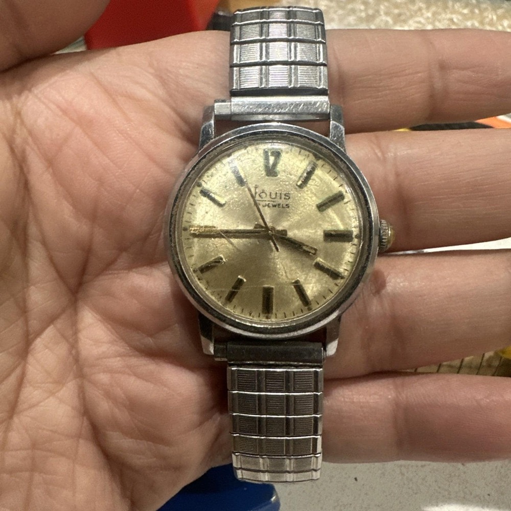 Vintage Louis 17 Jewel Men's Swiss Watch Wristwatch‎ Mechanical 33mm For Repair